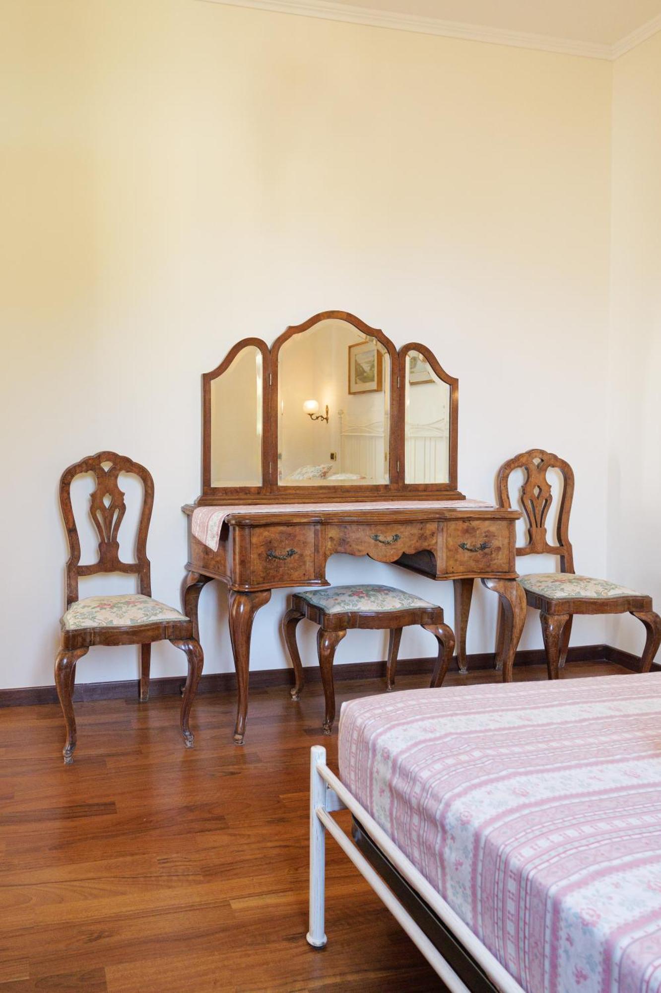 Casa Navla' Appartamenti "Ulivi"- "Fiori" -"Velieri"-"Luna"-"Nido"-"Taverna" Тіньяле Екстер'єр фото